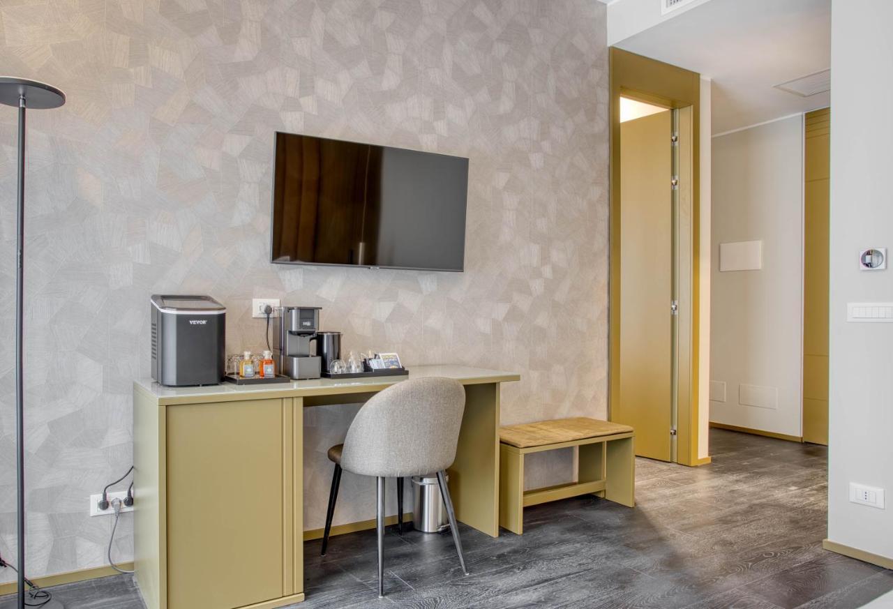 Le Suite Del Corso The Smart Boutique Aparthotel By Ospitami 米兰 外观 照片